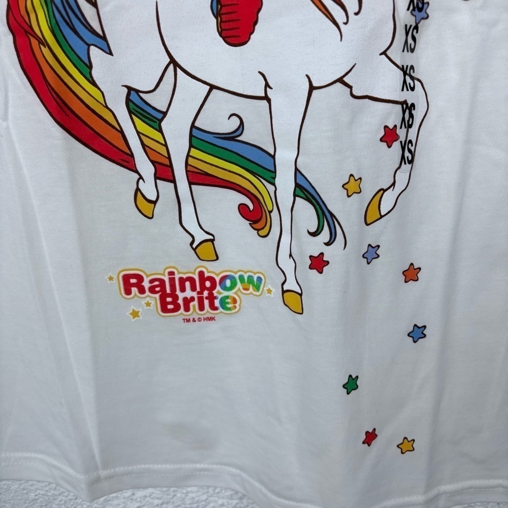 NWOT Rainbow brite white rainbow horse graphic shirt size XS - Picture 5 of 8